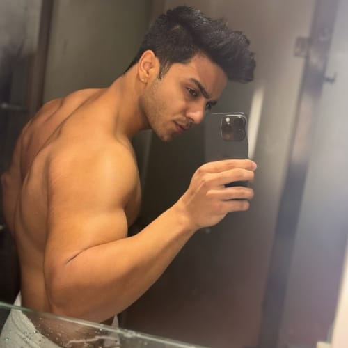 Aarush Bhola Influencer Biography, Wiki, Personal Information...